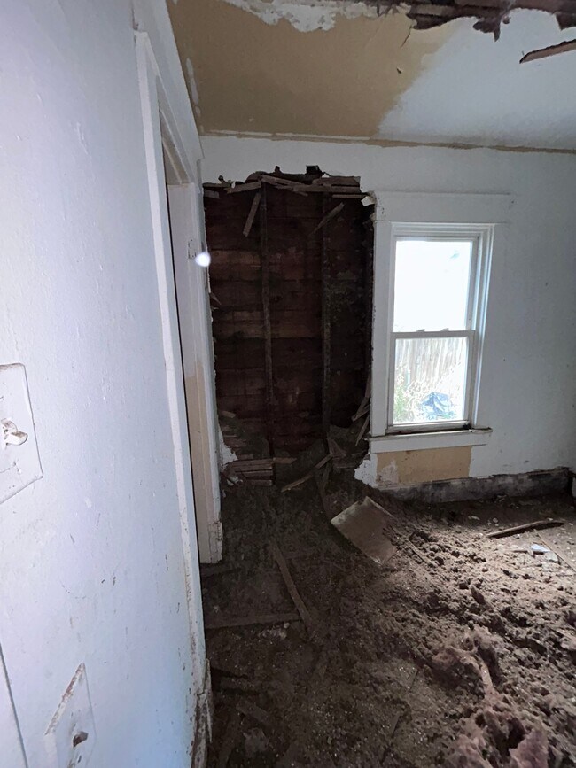 Building Photo - 606 Anderson St