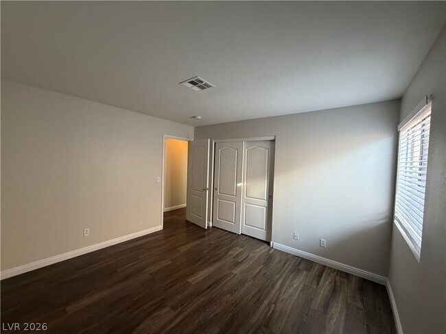 Building Photo - 4024 W Delhi Ave