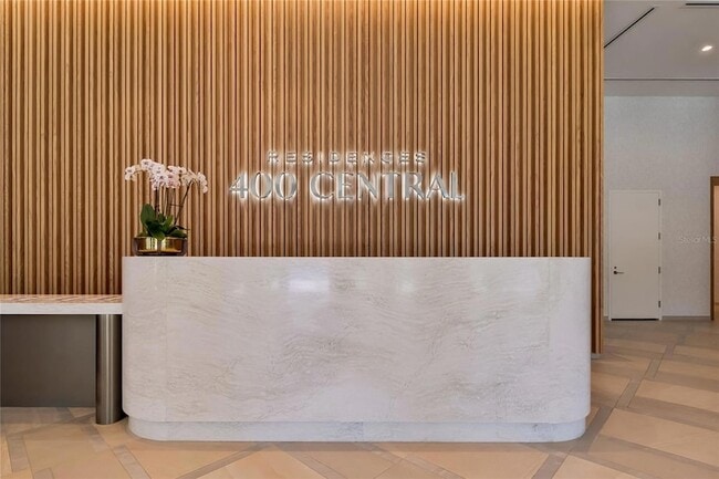 Building Photo - 400 Central Ave