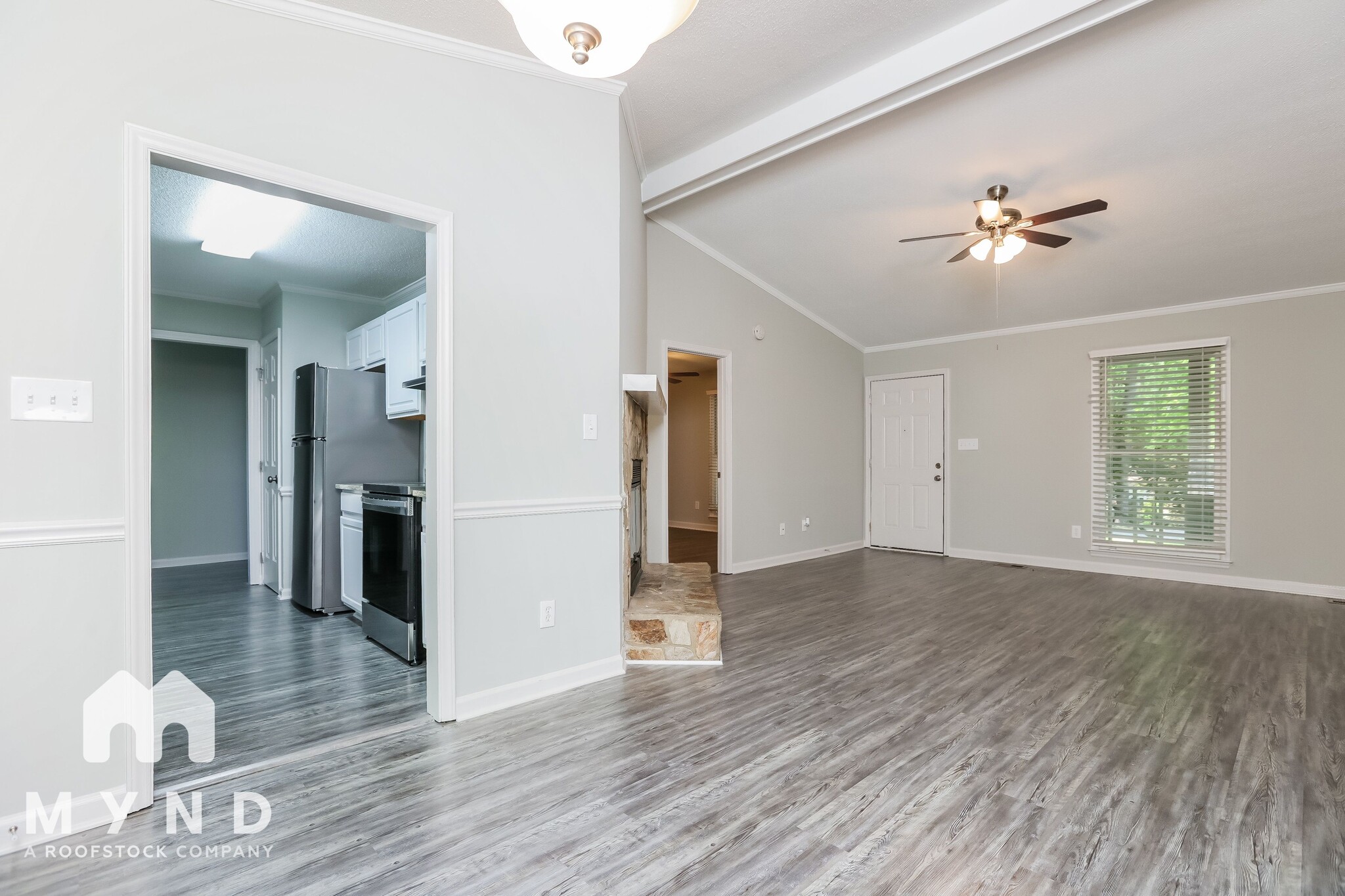 Building Photo - 4225 Labrador Dr