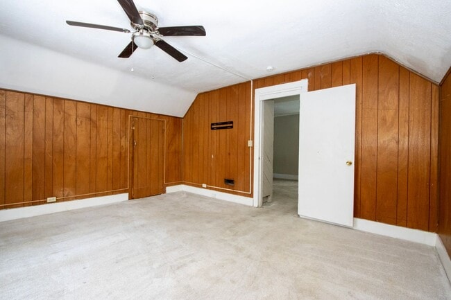 Building Photo - Two bedroom, single-family home