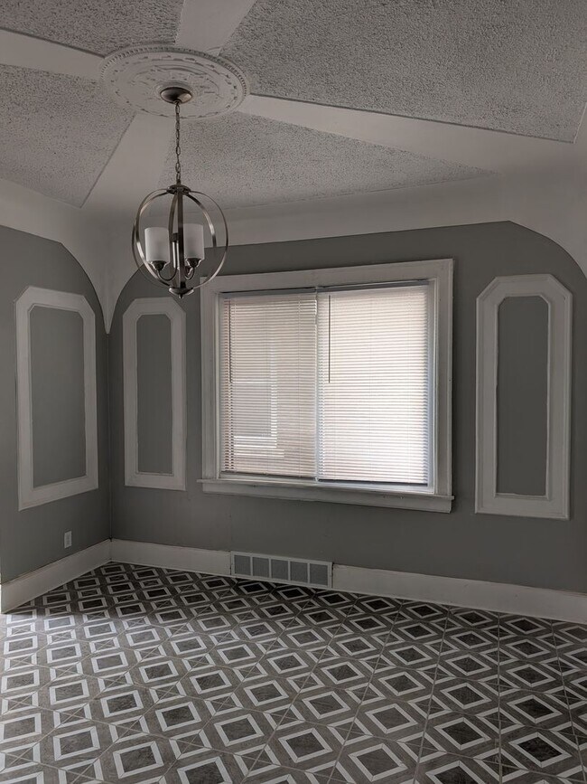 Building Photo - 19137 Norwood-4 BEDS & 2 BATHS FOR RENT!