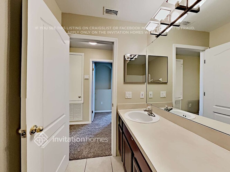 Building Photo - 3401 Marshfield Preserve Way