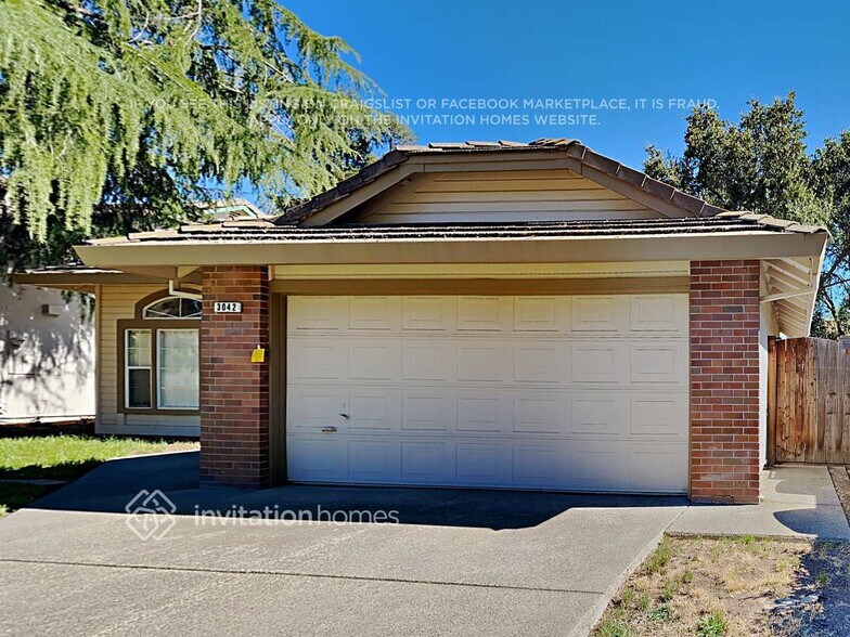 Primary Photo - 3042 Pepperridge Dr