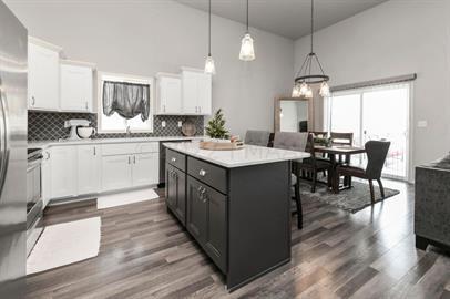 Building Photo - 1012 28th Ave W