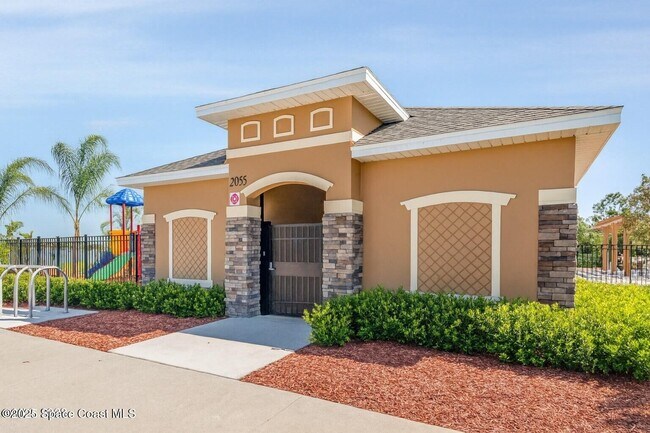 Building Photo - 1854 Capital Dr