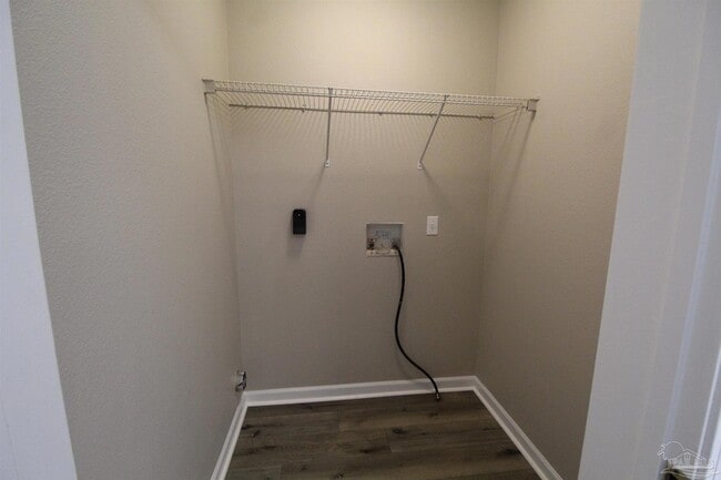 Building Photo - 6853 Roundup Ln