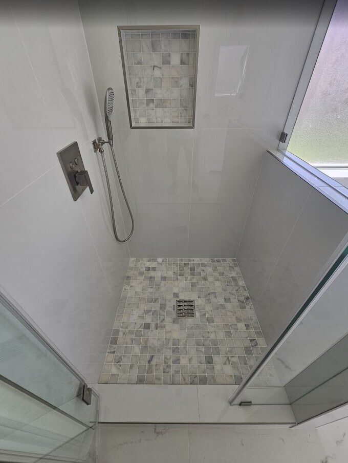 Building Photo - 10421 Trevino Ln