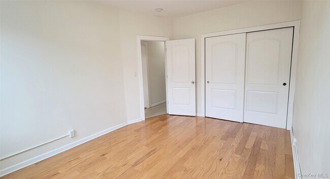 Building Photo - 48-29 40th St