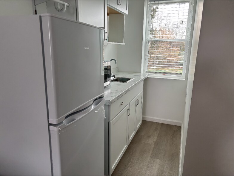 Building Photo - 5967 Lincoln Hwy