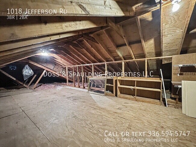 Building Photo - 1018 Jefferson Rd