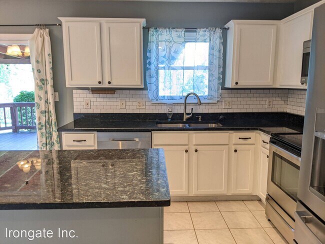 Building Photo - 4 br, 3.5 bath House - 6227 Autumn Meadows Dr