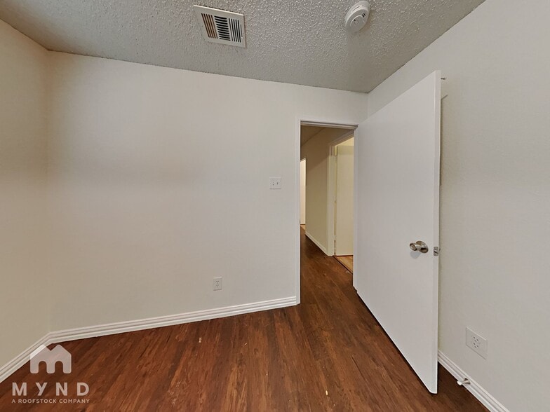 Building Photo - 8704 Tigris Trail