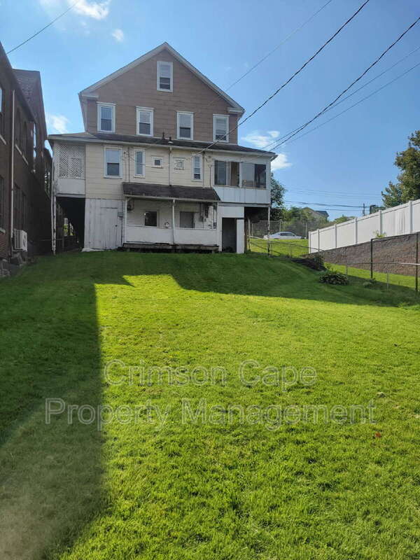 Building Photo - 34 E Church St
