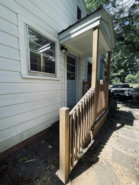 Building Photo - 117A White Oak Dr