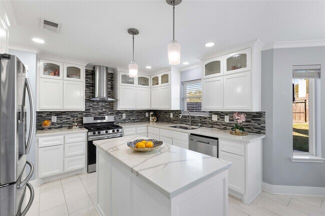 Building Photo - 405 Mystic Trail Loop