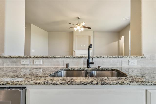 Building Photo - 410 Oleander Dr
