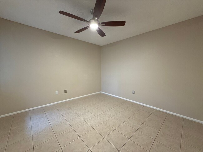 Building Photo - *** NOT  available for show until MID APRIL ***Easy Maintenance 2 Bedroom 2 Bath!