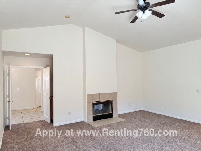 Building Photo - Spacious 4 Bed Home in Copper Hills Neighborhood!