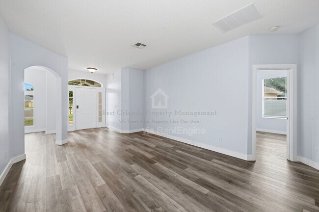 Building Photo - 15601 Grays Harbor Way