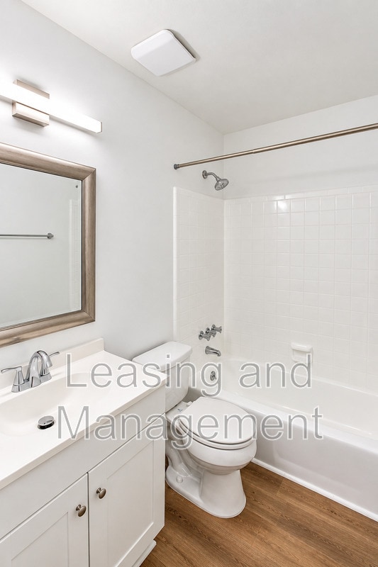 Building Photo - 907 Royal Tern Ln