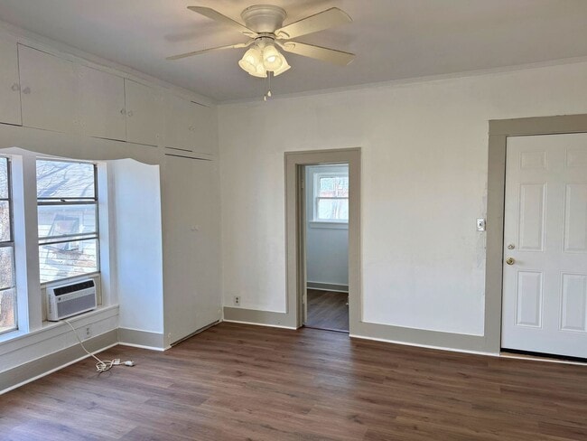 Building Photo - 1810 7th St