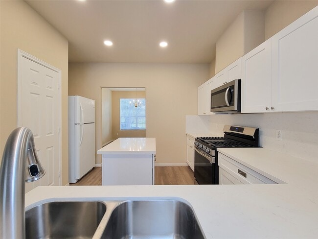 Building Photo - 19338 Harvest Stream Way