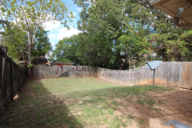 Building Photo - Aberdeen Duplex - 4309/4313 SERIES 308