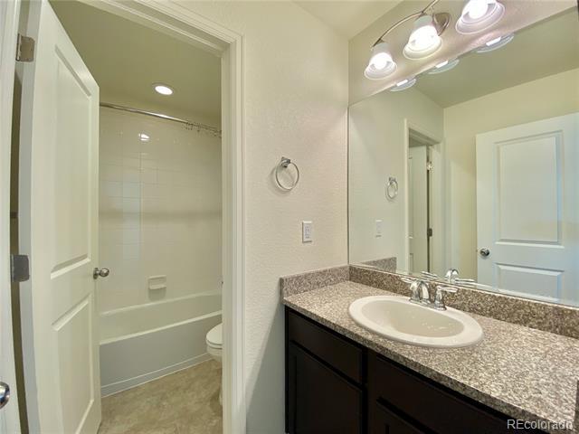 Building Photo - 14803 E Crestridge Dr