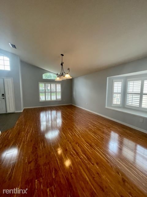 Building Photo - 4 br, 2 bath House - 1613 Crown Hill Boule...
