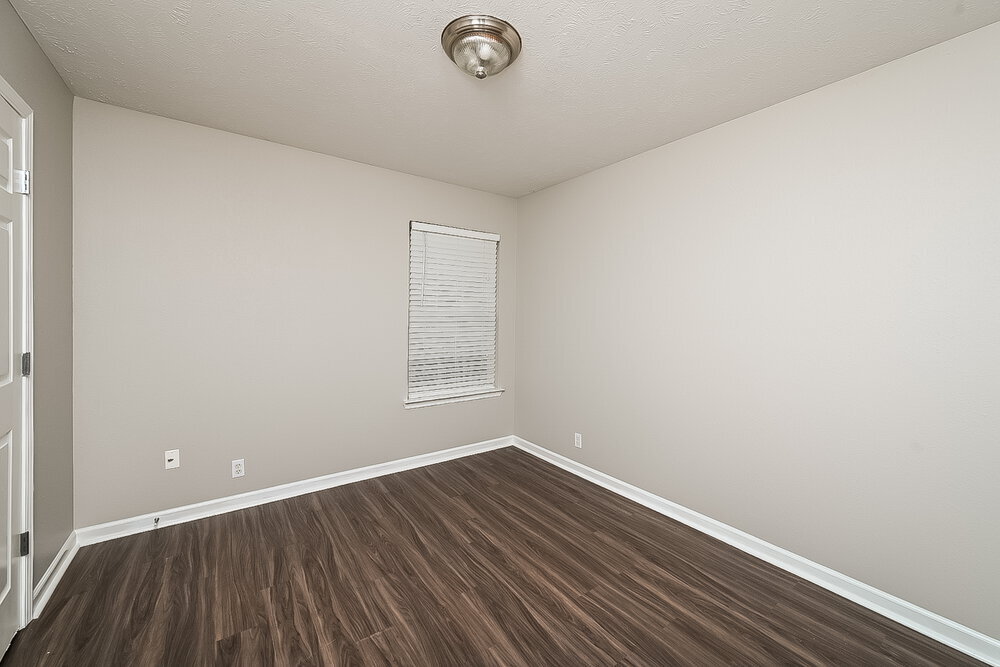 Building Photo - 7313 Ole Nottingham Dr