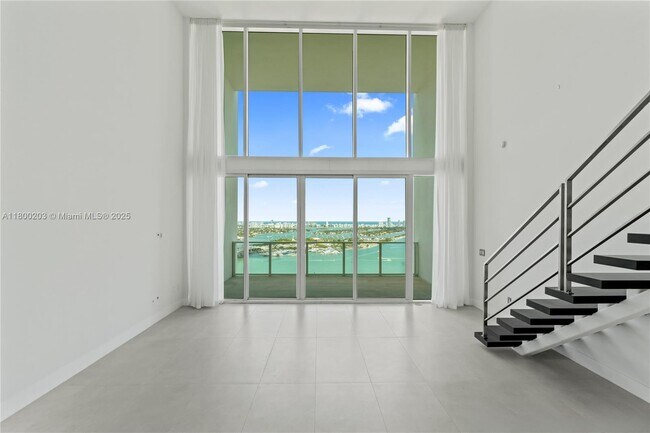 Building Photo - 1040 Biscayne Blvd