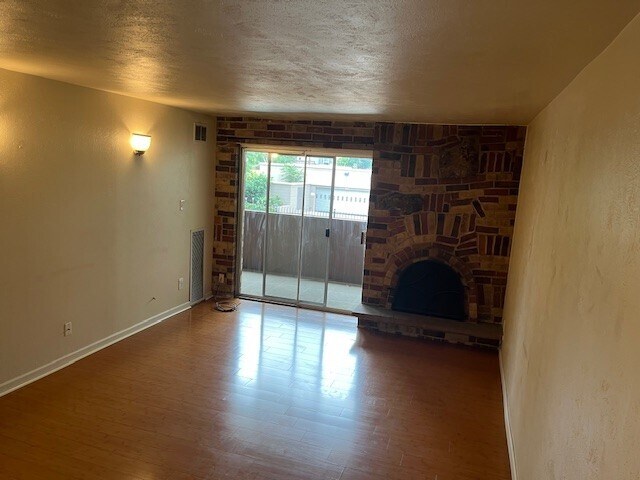 Building Photo - 252 N Pennsylvania St