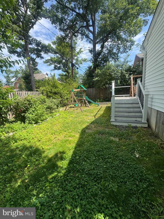 Building Photo - 42 S Park Dr