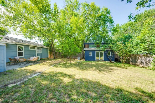 Building Photo - 5300 Halmark Dr