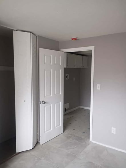 Building Photo - 13444 Euclid Ave