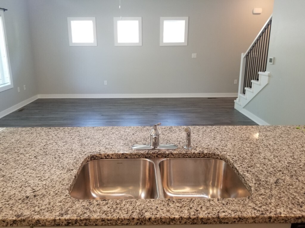 Building Photo - 1036 66th St