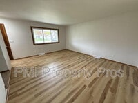 Building Photo - 8148 S 88th St