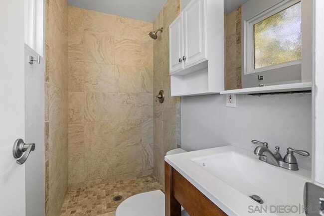 Building Photo - 8058 Tommy Dr