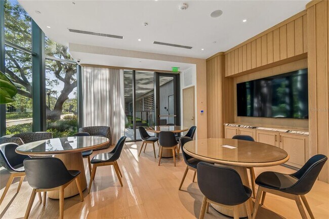 Building Photo - 3015 S Ysabella Ave