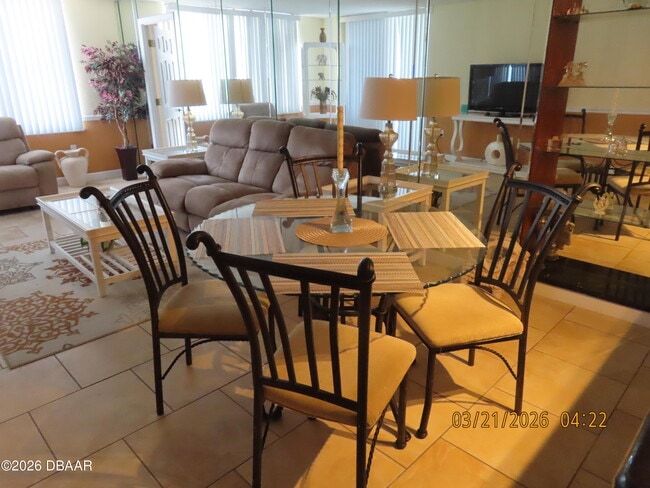 Building Photo - 3043 S Atlantic Ave