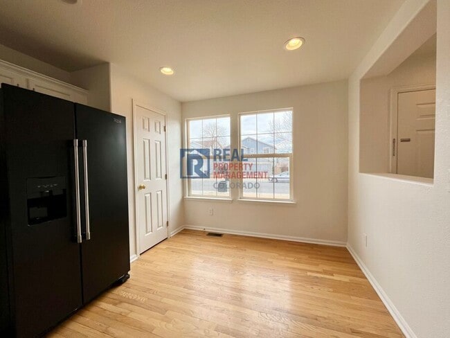 Building Photo - 16453 E Phillips Dr