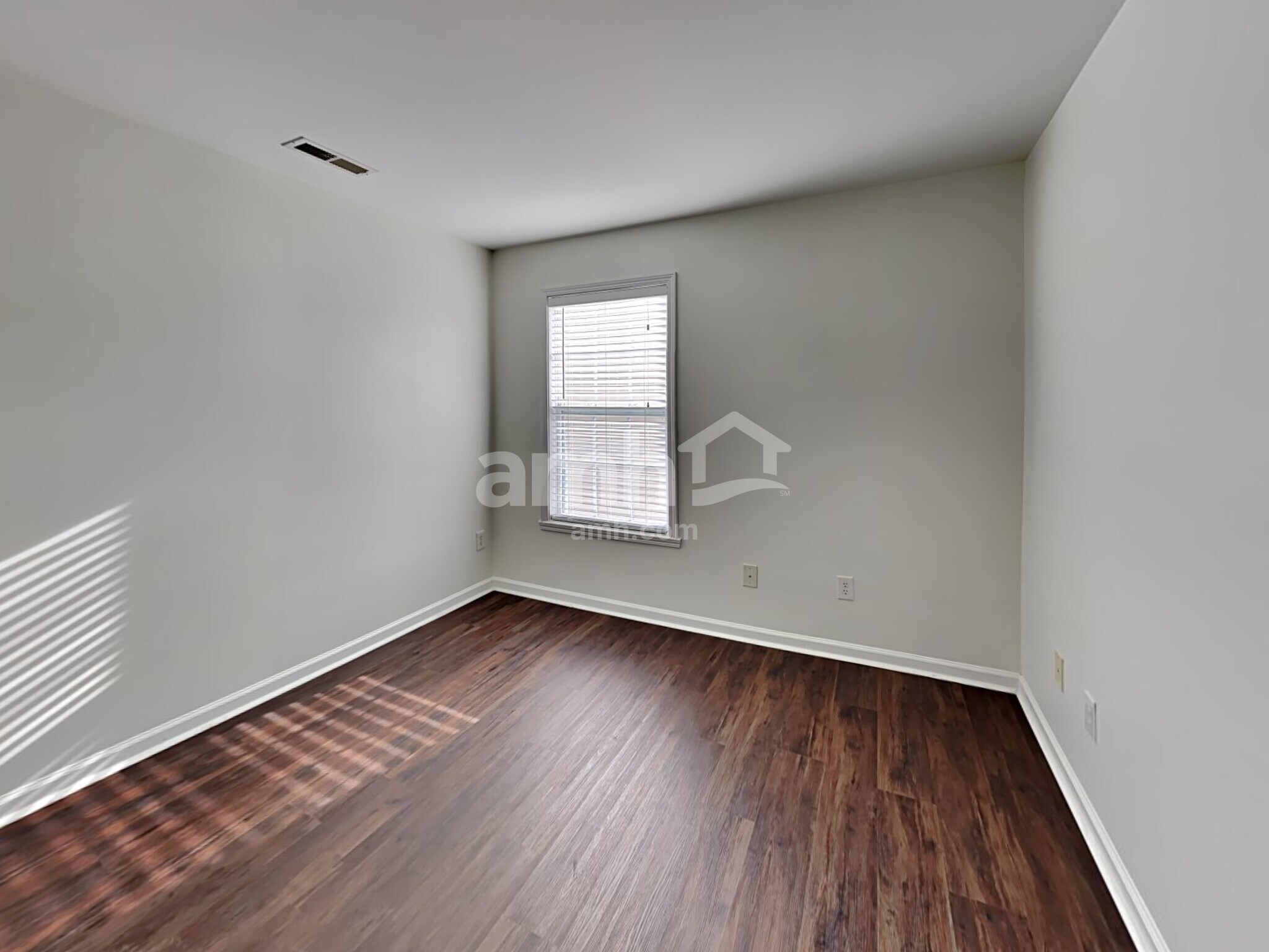 Building Photo - 1208 Mallory Ln