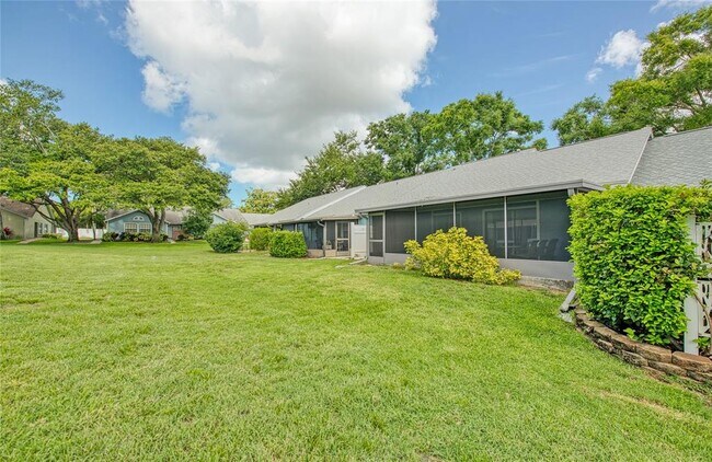 Building Photo - 2478 Bentley Dr