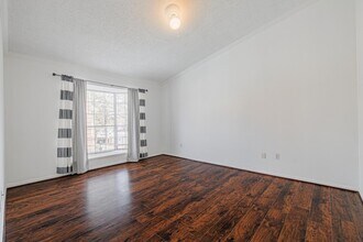 Building Photo - 3770 Lovers Wood Ln