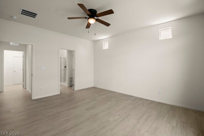 Building Photo - 10597 Aphrodite St