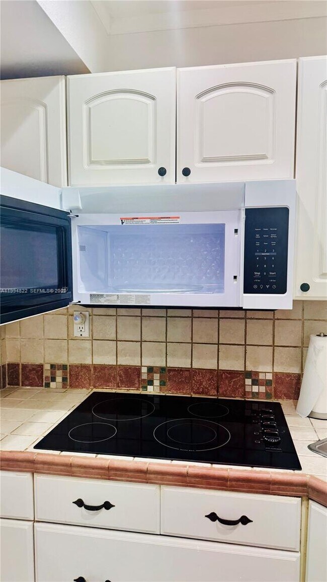 Building Photo - 17570 Atlantic Blvd