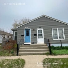 Building Photo - 1217/1219 Oxford Drive