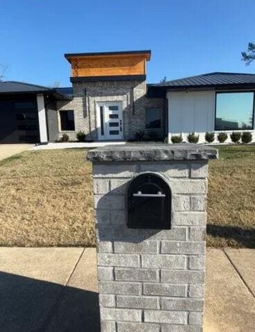 Building Photo - 303 S Promenade Blvd