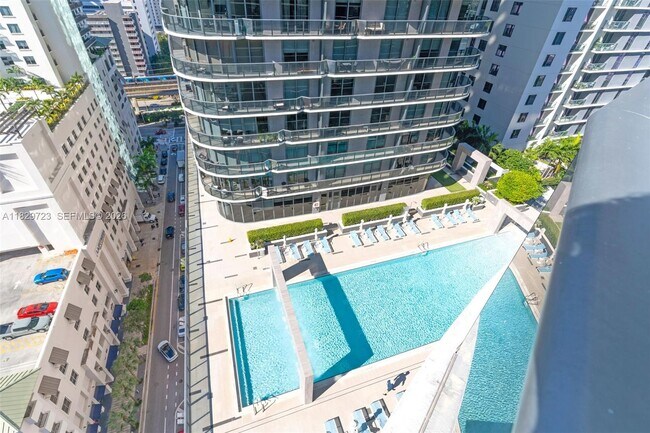 Building Photo - 45 SW 9th St